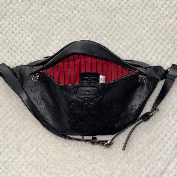 🖤✨ Black Faux Designer Fanny Pack / Belt Bag ✨🖤 - Picture 8 of 8